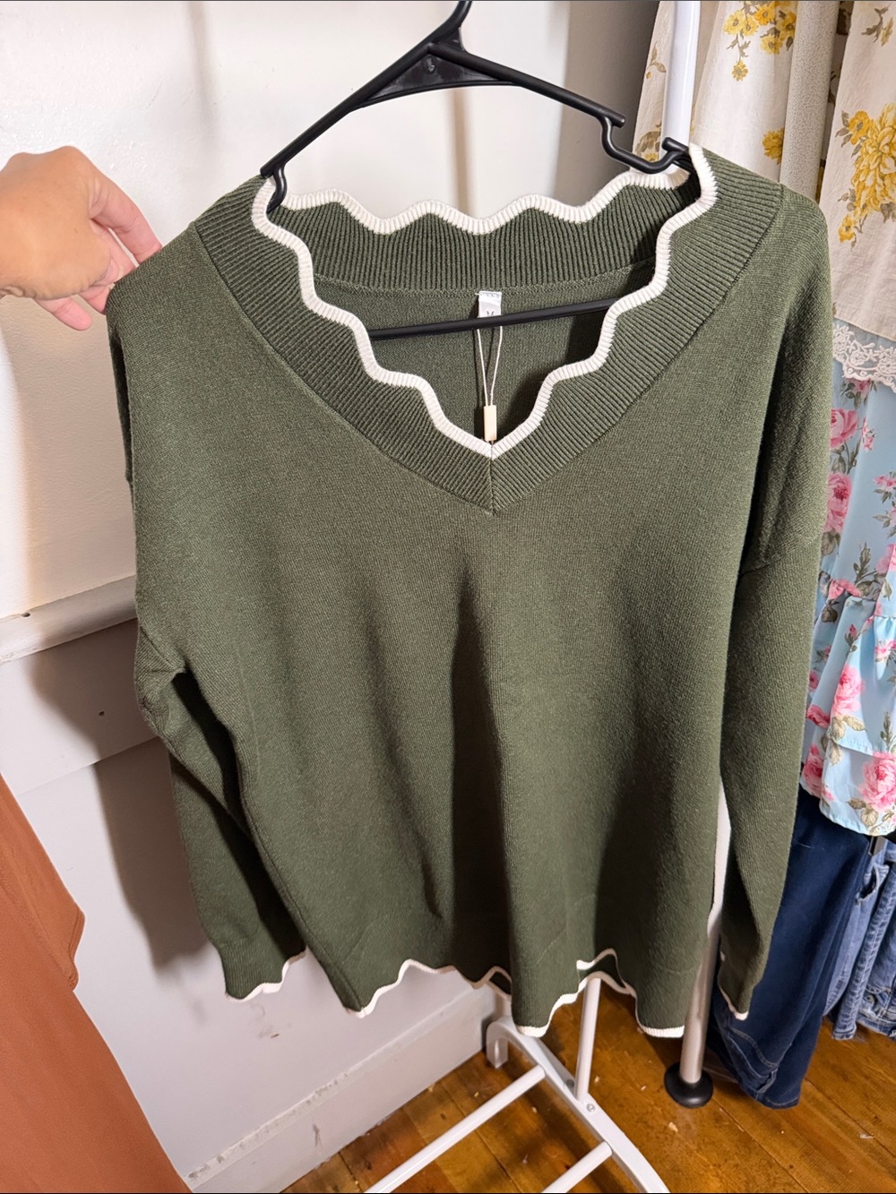 Amazon Olive Green V-Neck Sweater with White Scalloped Trim